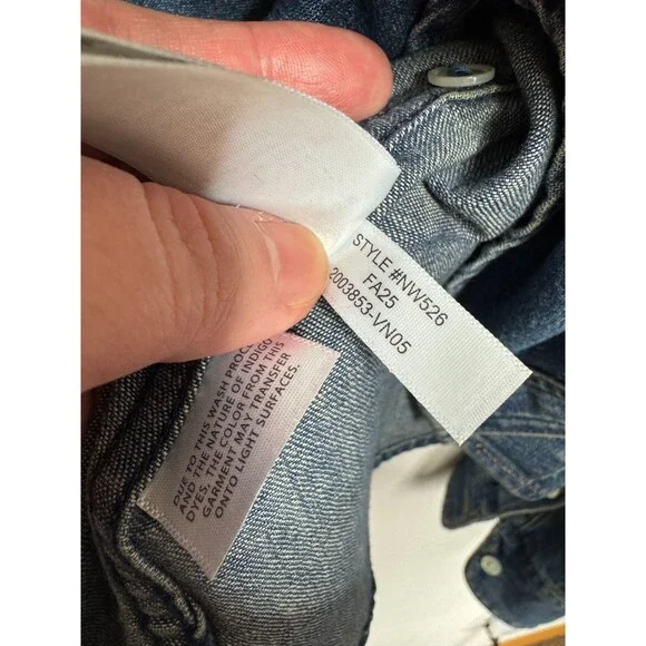 Madewell XS Tuckable Denim Shirt in Greendale Wash Cotton Button Up Blue NWT - Picture 12 of 14